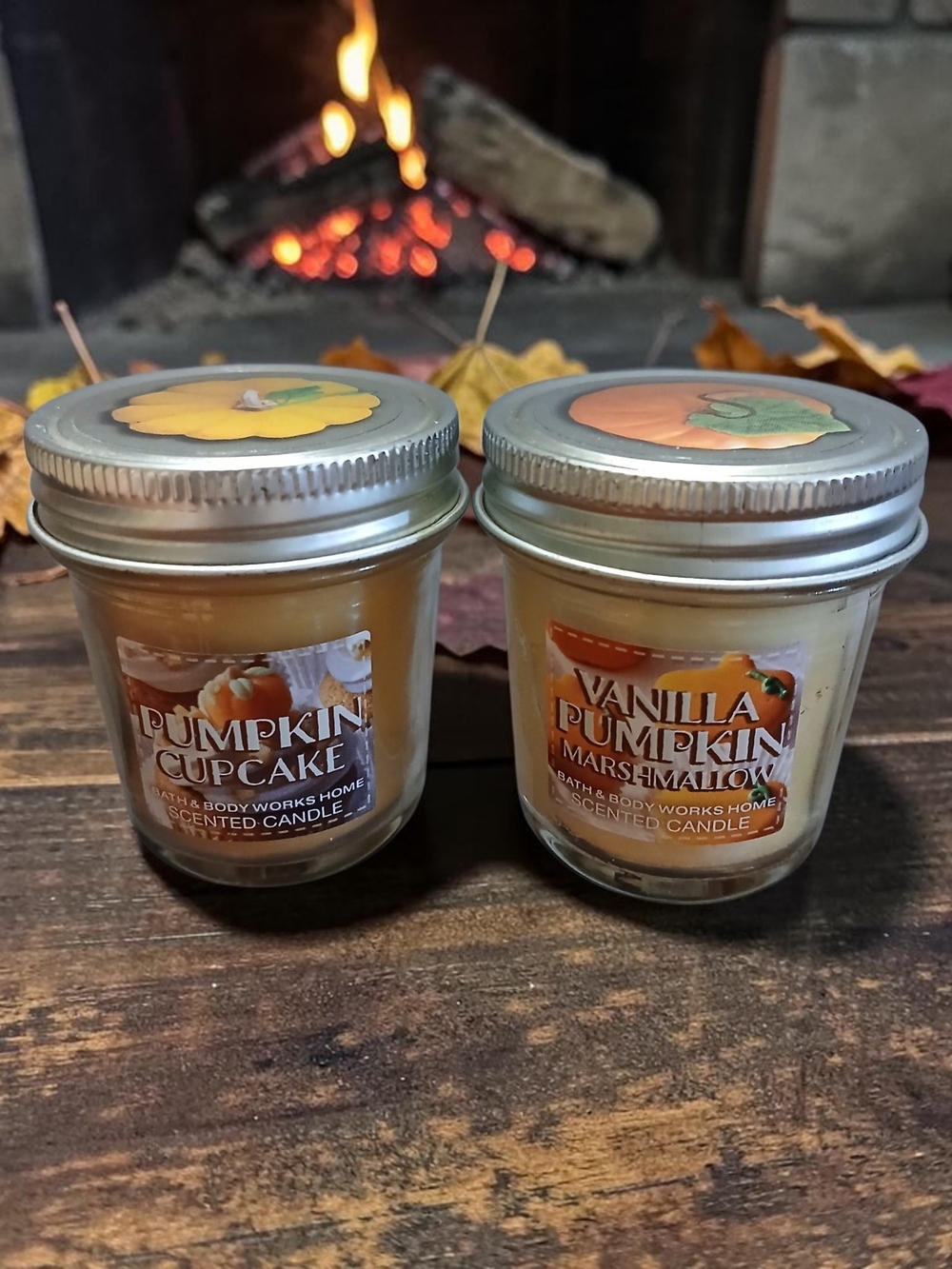 Bath & Body Works Vanilla Pumpkin Marshmallow And Pumpkin Cupcake Mini Candle